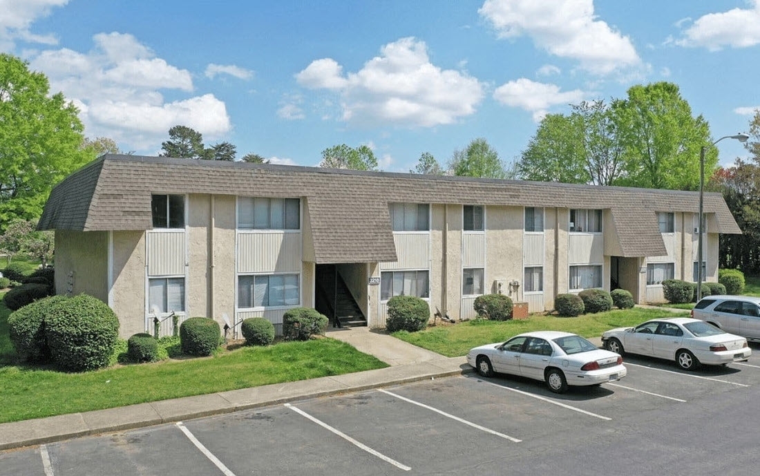 Primary Photo - Village Walk Apartments