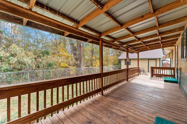 Building Photo - 602 Legendary Ln