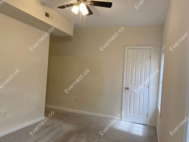 Building Photo - 3424 S St