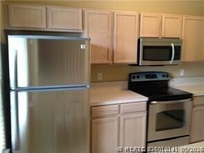 Foto del edificio - 6959 Stoney Creek Cir