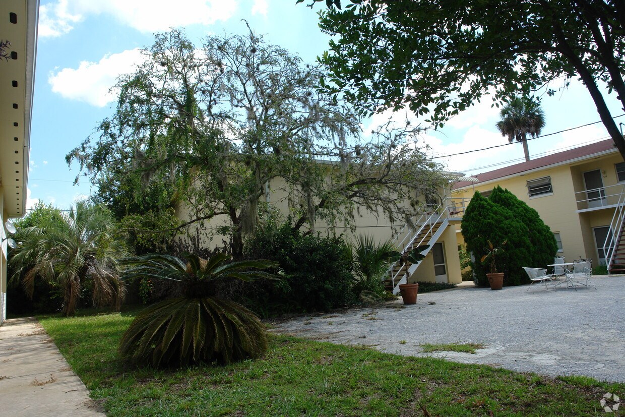 Foto del edificio - 511 N Florida Ave