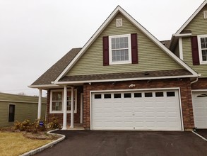 Fairfield Townhouses At Ridge photo'