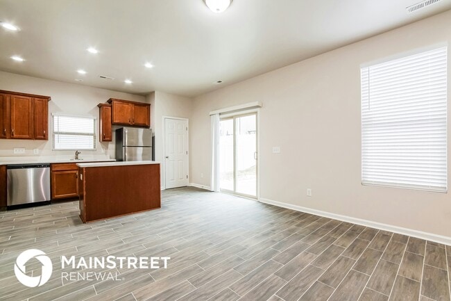 Building Photo - 1445 Lombar St