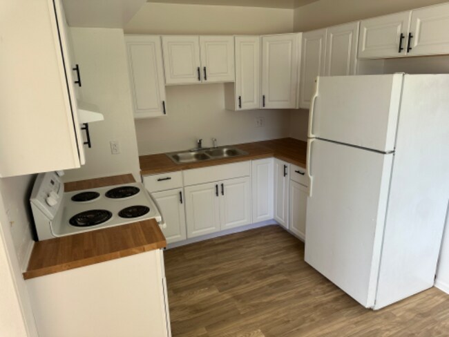 Foto del edificio - 5764 Gallatin Ln