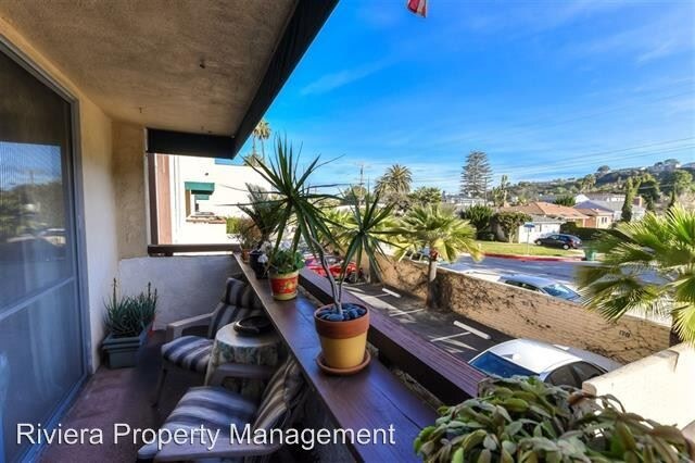 Building Photo - 6455 La Jolla Blvd
