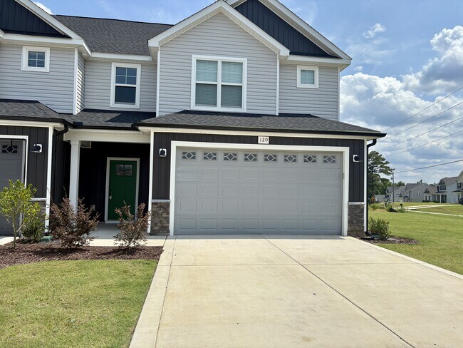 Foto del edificio - 120 Willa Mae Ln
