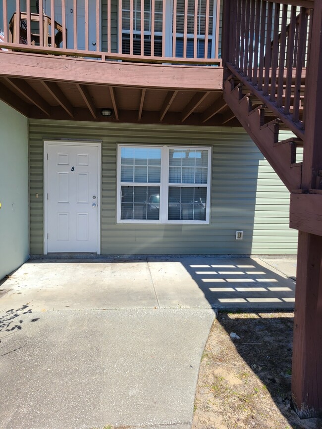 Building Photo - 131 Gwyn Dr