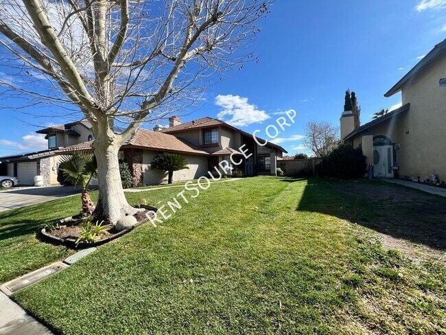 Building Photo - 4 Bedroom Two Story Home for Rent in West ...