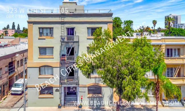 Building Photo - Adorable Studio Located in Long Beach Bloc...