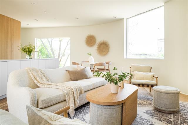 Foto del edificio - 312 Blackland Ct