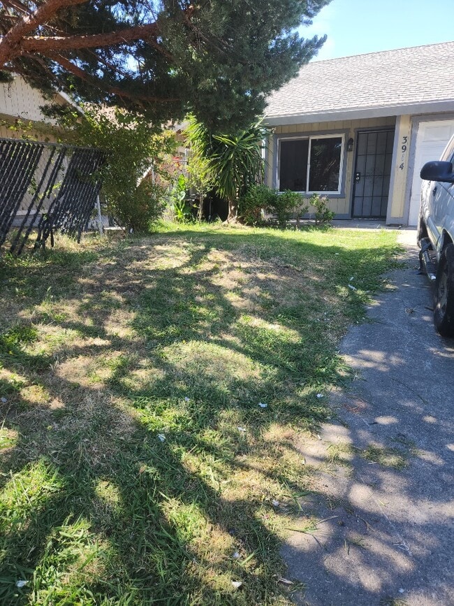 Building Photo - 3914 Renick Way