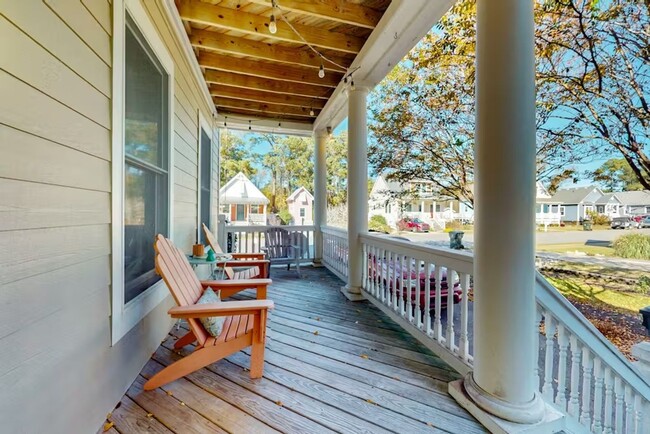 Building Photo - Long term rental in Manteo