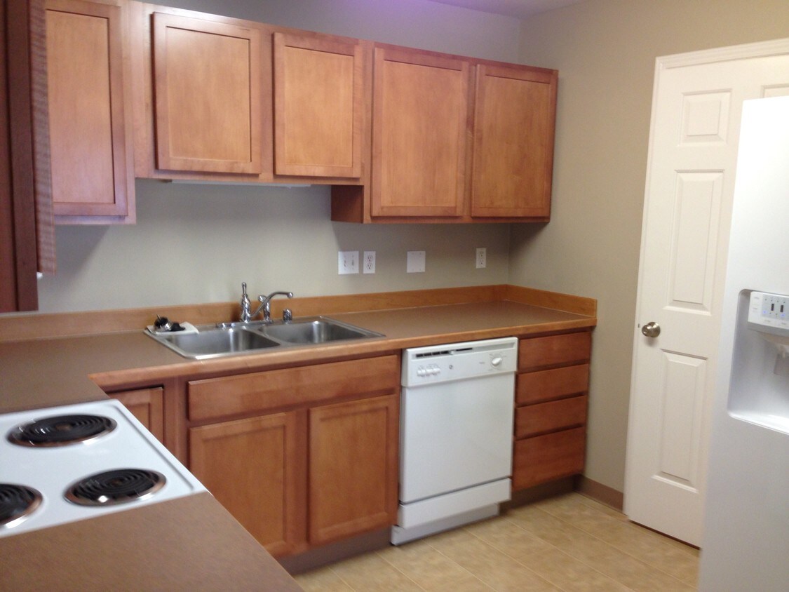 Foto principal - 3356 Bering St