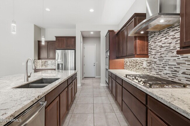 Building Photo - 5219 S Wildrose