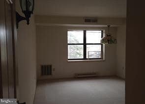 Building Photo - 930 Montgomery Ave