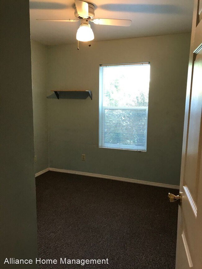 Foto del edificio - 3 br, 2 bath House - 223 Baker St. #103