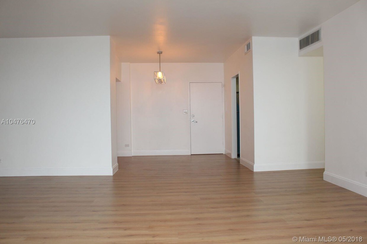 Foto principal - PARKVIEW POINT CONDO