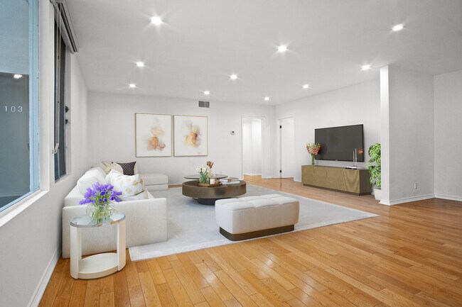 Foto del edificio - 454 N Oakhurst Dr