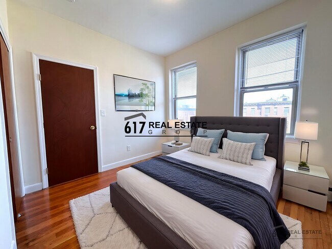 Foto del edificio - 64 Brighton Ave