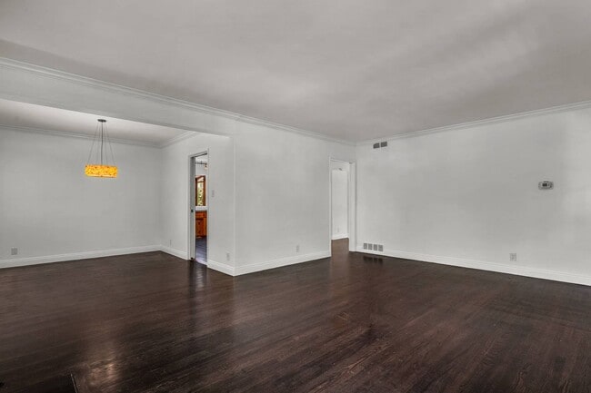 Foto del edificio - 2 bed + 2 bath in amazing location!!