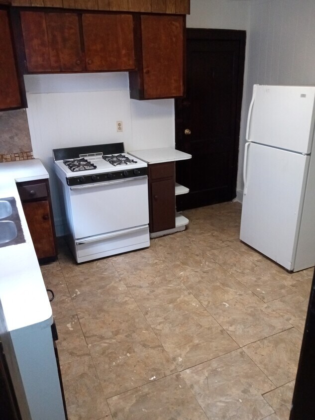 Foto del edificio - 582 E 110th St