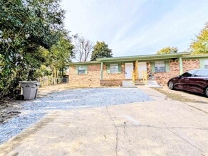 Building Photo - 5086 Yacht Harbor Cir