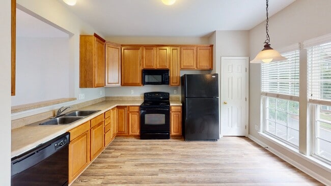 Photo - 15729 Castle Watch Ave Townhome