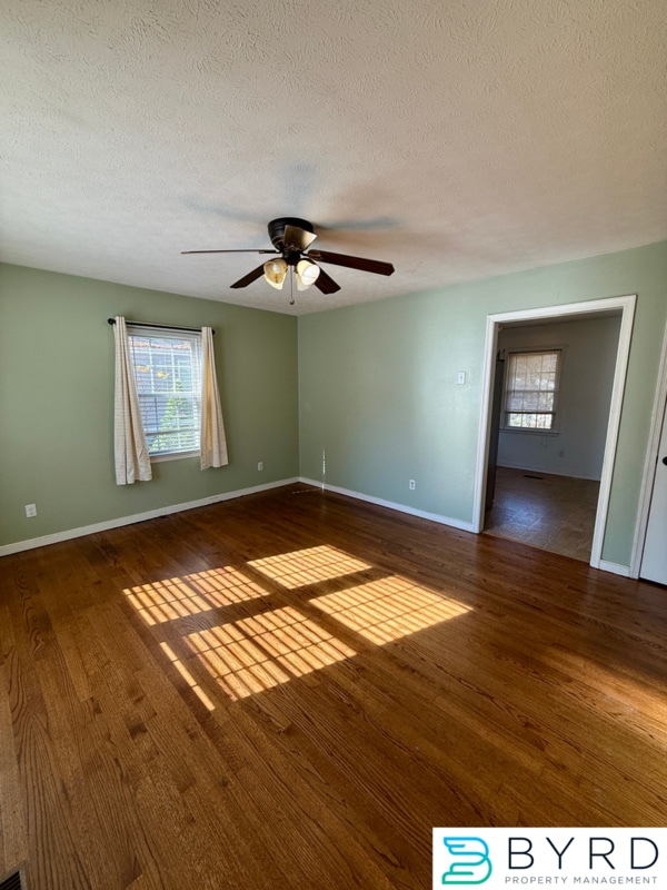 Building Photo - 1102 Pennsylvania Ave