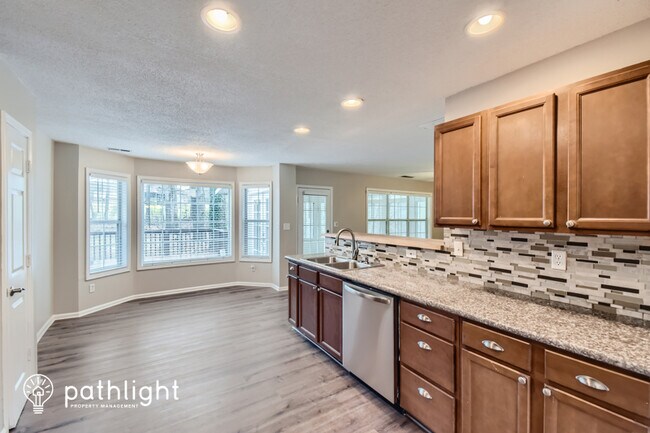Building Photo - 407 Emerald Trce, Jonesboro, GA, 30236