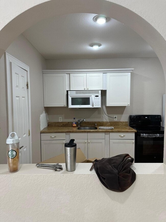 Building Photo - 272 SW 1st St