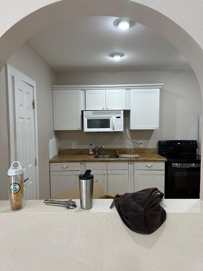 Foto del edificio - 272 SW 1st St