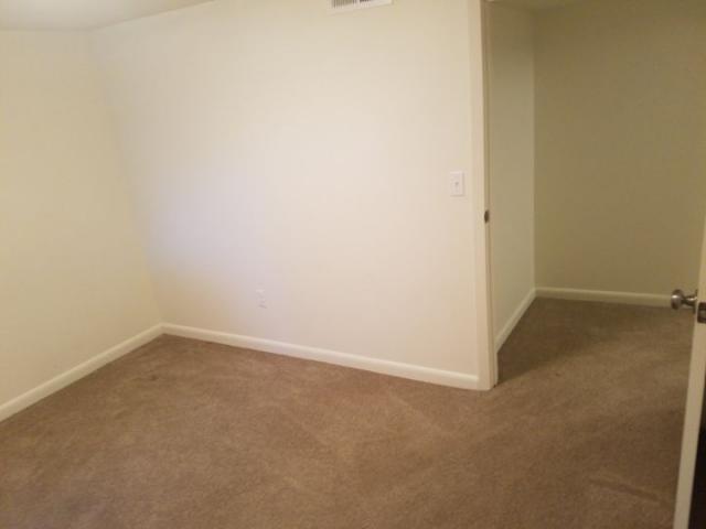Building Photo - 5 bedroom in Billings MT 59102