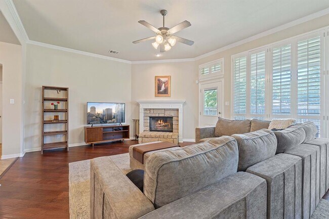 Foto del edificio - 2634 Plantation Dr