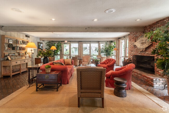 Interior Photo - The Aspens Fairhaven