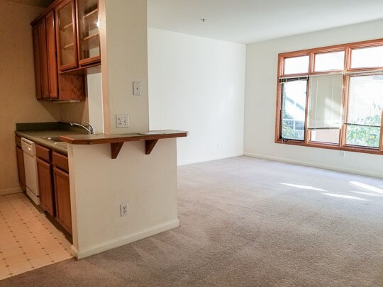 Building Photo - 2029 Channing Way
