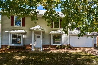 Building Photo - 2464 Green Glen Dr