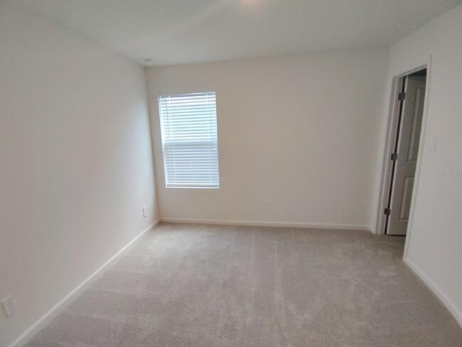 Building Photo - 5542 Pimenta Ct