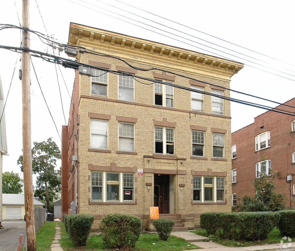 Building Photo - 89-91 James St