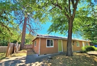 Building Photo - 1202 4th Ave