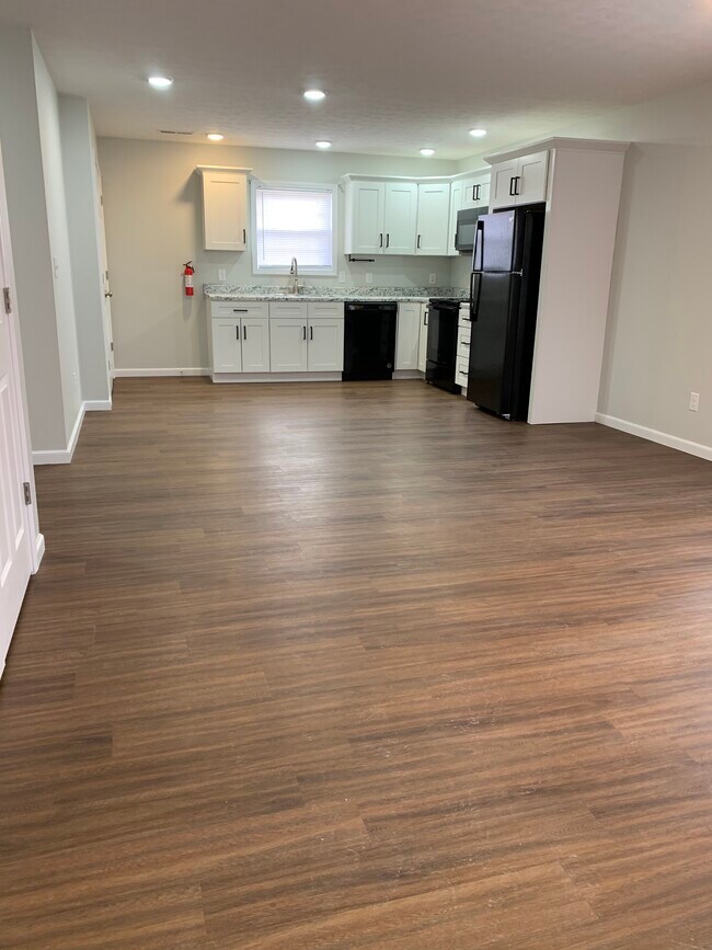 150 School Side Dr Unit 150B Schoolside Drive, Brandenburg, KY 40108 Apartments in Brandenburg