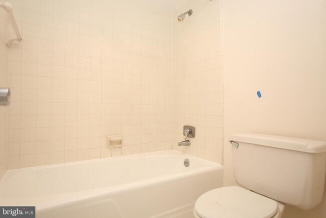 Building Photo - 1140 23rd St NW
