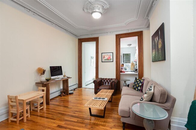 Foto del edificio - 907 Park Ave