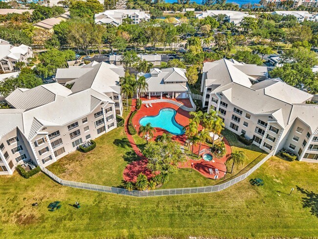 Foto del edificio - 2811 N Oakland Forest Dr
