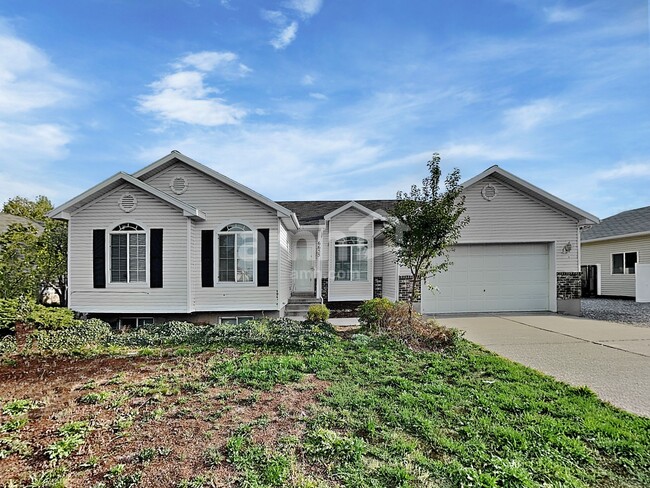 Building Photo - 6655 W Millen Cir