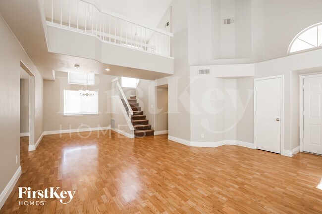 Foto del edificio - 9349 Magic Flower Ave