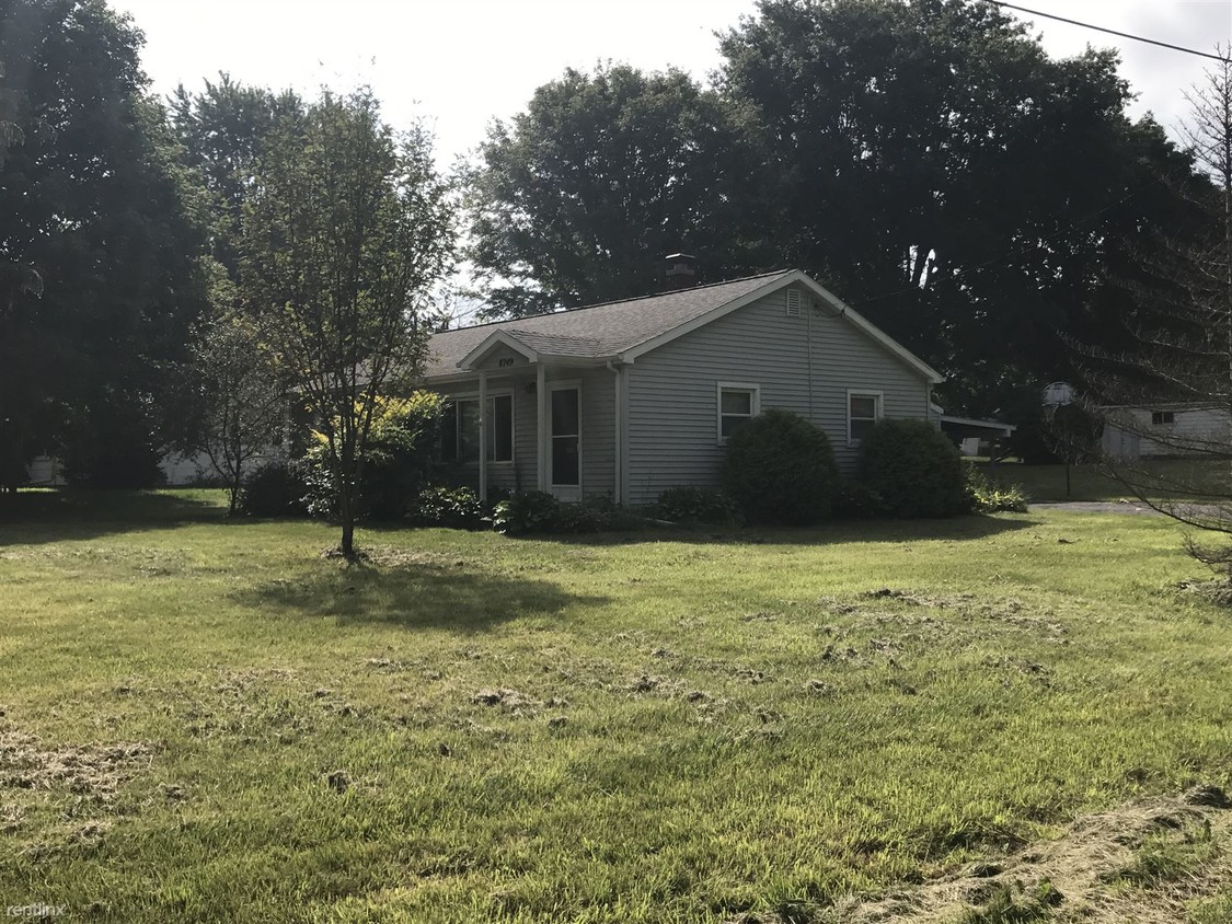 Primary Photo - 6749 King Rd