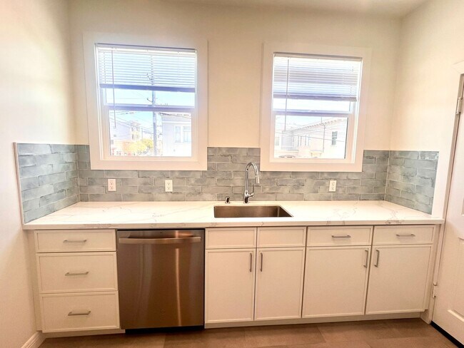 Photo - Fully Renovated Bright Corner Apartment wi...