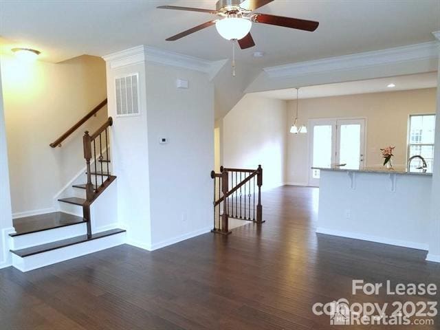 Building Photo - 1305 Queen Lyon Ct