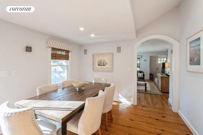 Foto del edificio - 70 Miller Ln E