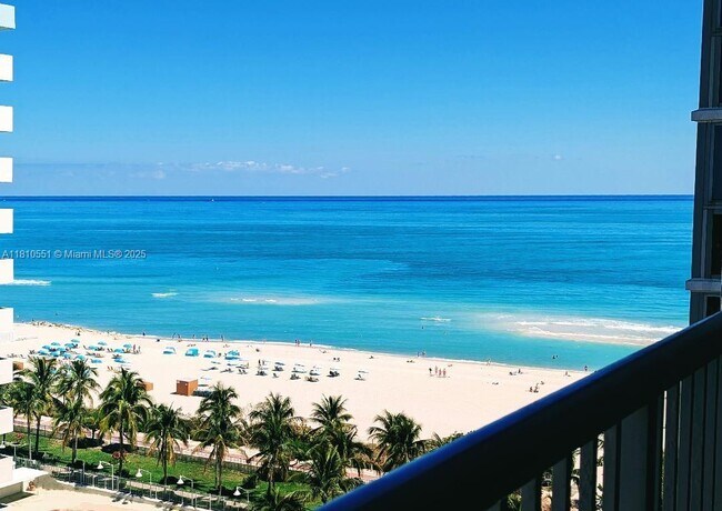 Foto del edificio - 2655 Collins Ave